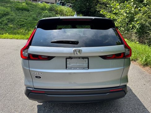 Used 2023 Honda CR-V EX image 7