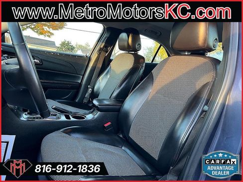 Used 2015 Chevrolet Malibu LT image 18