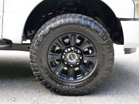 Used 2022 Ford F250 Lariat w/ Tremor Off-Road Package image 46