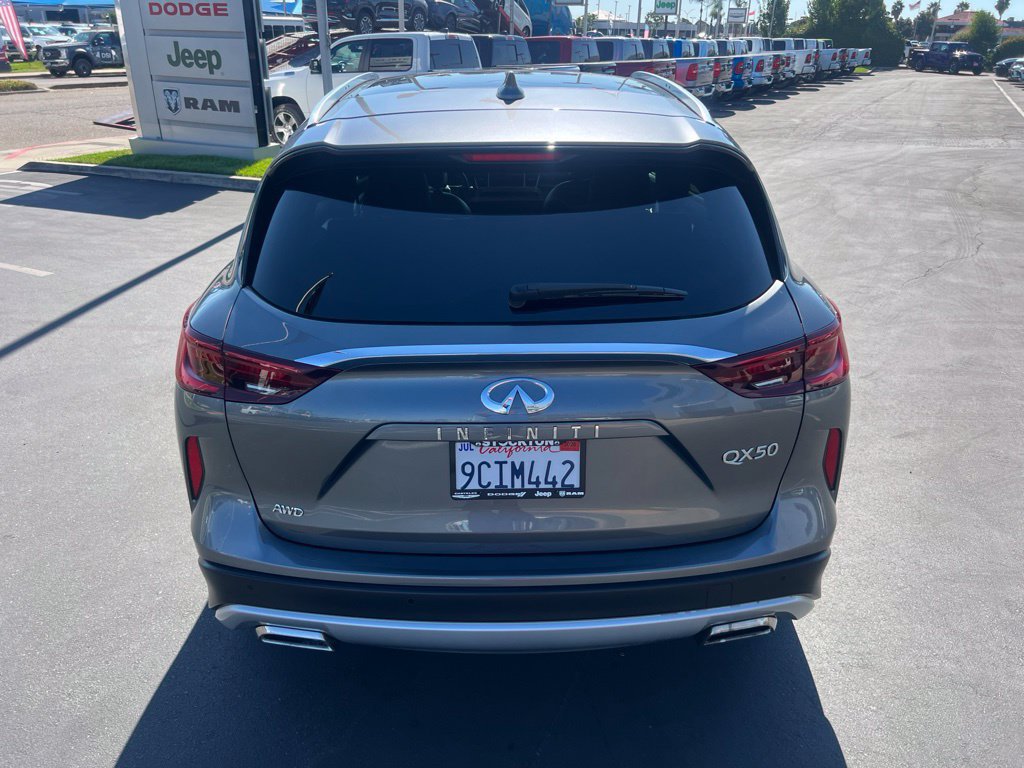 Used 2022 INFINITI QX50 Luxe AWD/4WD image 21