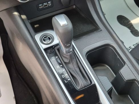 Certified 2023 Nissan Sentra SV FWD image 23