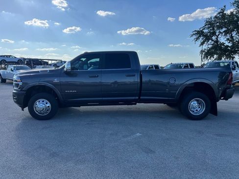Used 2026 RAM 3500 Longhorn AWD/4WD image 2