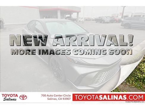 Used 2025 Toyota Camry XSE FWD image 1
