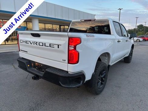 Used 2023 Chevrolet Silverado 1500 LT Trail Boss w/ LPO, Dark Essentials Package AWD/4WD image 3