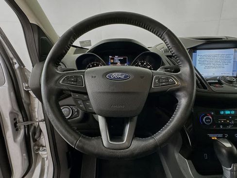 Used 2017 Ford Escape Titanium w/ Equipment Group 301A AWD/4WD image 15
