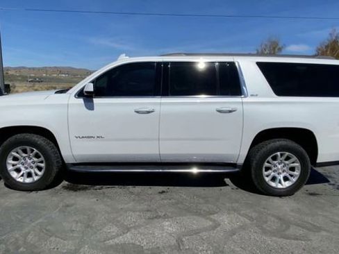 Used 2018 GMC Yukon XL SLT w/ Open Road Package image 5