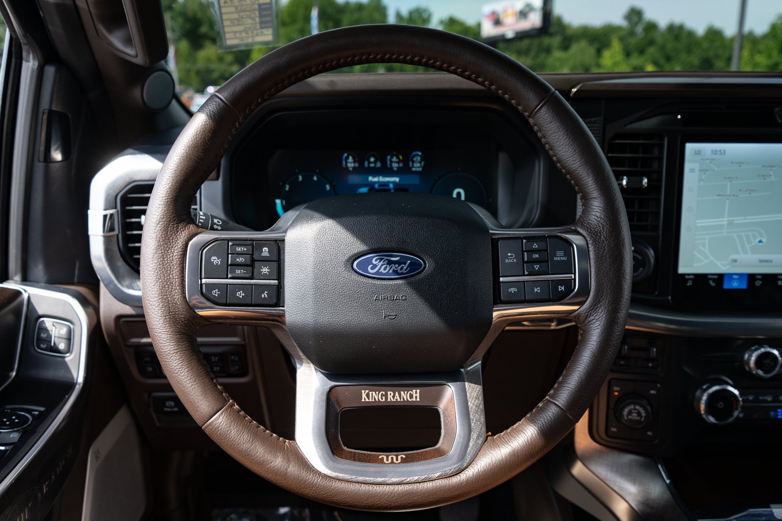 Used 2025 Ford F150 King Ranch w/ FX4 Off-Road Package AWD/4WD image 58