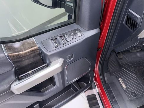 Used 2022 Ford F250 Lariat w/ Camper Package image 12