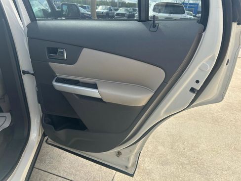 Used 2012 Ford Edge SE FWD image 15