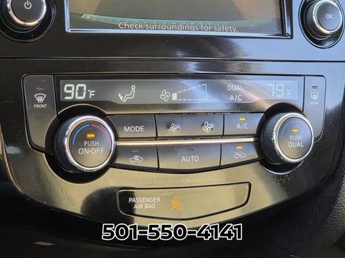 Used 2018 Nissan Rogue SV image 24