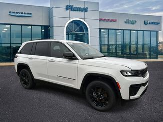 New 2026 Jeep Grand Cherokee Altitude video 1