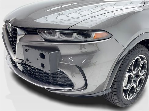 Used 2024 Alfa Romeo Tonale Ti w/ Active Assist Package image 5