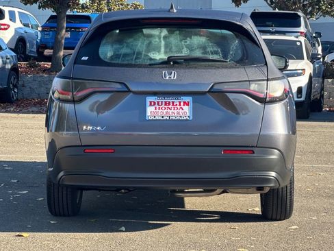 Certified 2025 Honda HR-V LX image 5