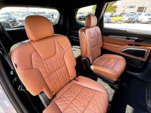 Used 2025 Kia Telluride EX X-Line image 17