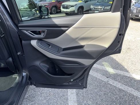 Used 2023 Subaru Forester Limited image 24