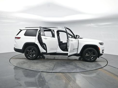 Used 2023 Jeep Grand Cherokee L Laredo AWD/4WD image 56