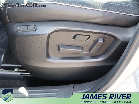 Used 2025 MAZDA CX-5 AWD 2.5 S w/ Preferred Package image 24