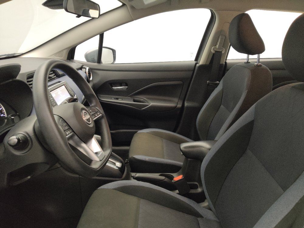 Used 2024 Nissan Versa SV FWD image 17