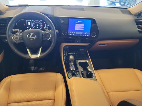 Used 2024 Lexus NX 250 FWD image 17