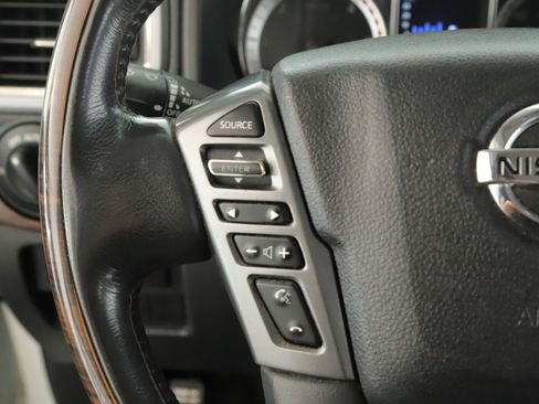 Used 2017 Nissan Titan Platinum Reserve AWD/4WD image 10