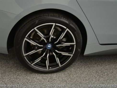 Used 2022 BMW i4 eDrive40 w/ M Sport Package image 46