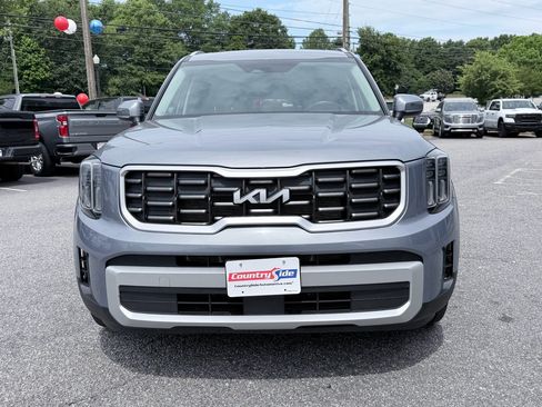 Used 2025 Kia Telluride S AWD/4WD image 3