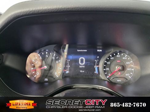 New 2026 Jeep Compass Latitude image 19