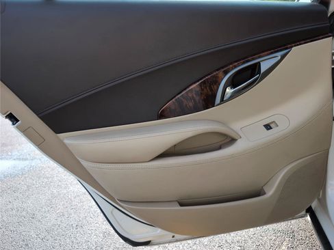 Used 2013 Buick LaCrosse Leather FWD image 35