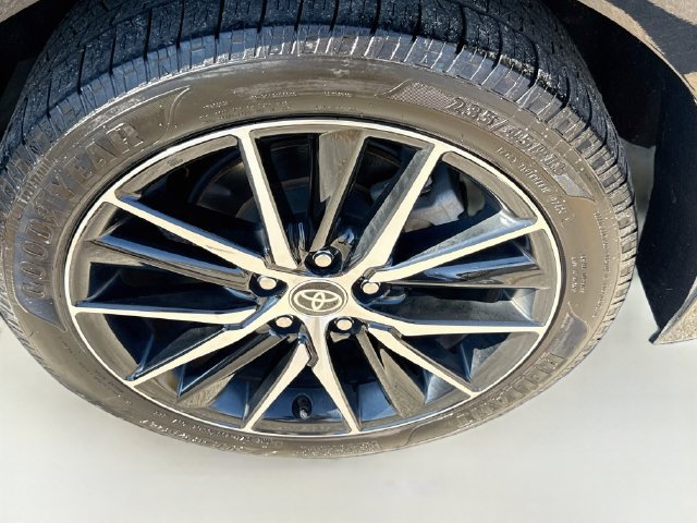 Used 2023 Toyota Camry SE FWD image 28