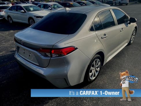 Used 2024 Toyota Corolla LE image 7