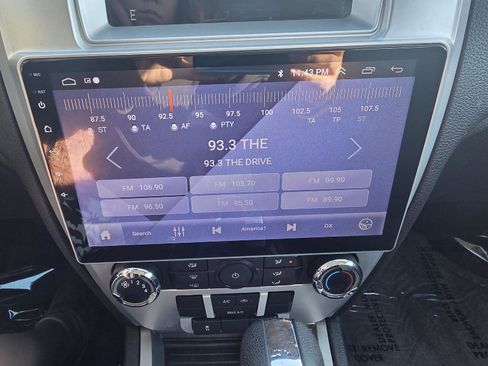 Used 2010 Ford Fusion SE image 18