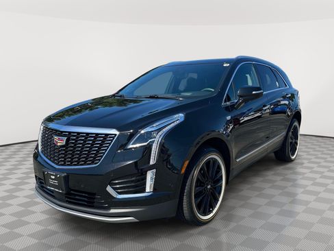 Used 2024 Cadillac XT5 Premium Luxury w/ Platinum Package AWD/4WD image 3
