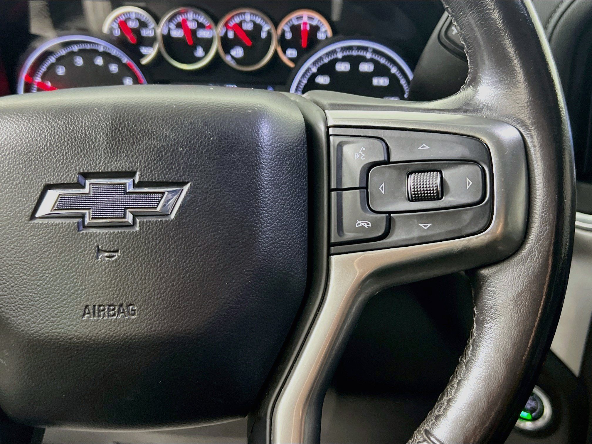 Used 2020 Chevrolet Silverado 1500 RST w/ Diesel Off-Road Package AWD/4WD image 19