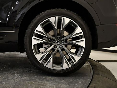 New 2026 Audi Q8 Premium Plus image 14