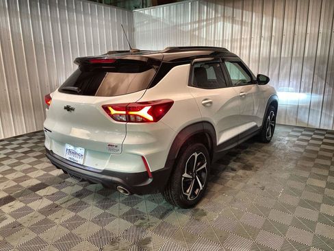 Used 2022 Chevrolet TrailBlazer RS w/ Technology Package image 8