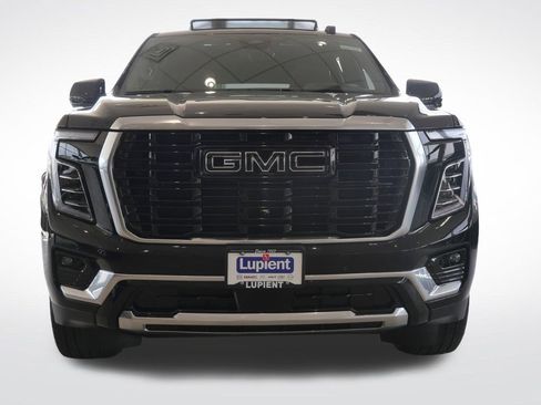 New 2026 GMC Yukon XL Denali w/ Denali Reserve Package AWD/4WD image 10