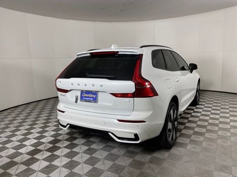 Certified 2024 Volvo XC60 T8 Plus w/ Protection Package image 9