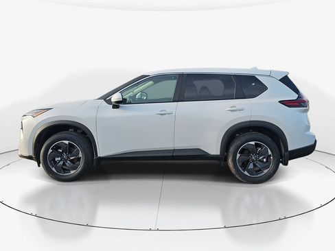 New 2026 Nissan Rogue SV FWD image 9