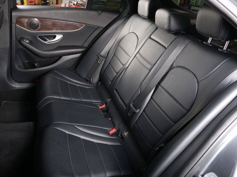 Used 2018 Mercedes-Benz C 300 Sedan image 35