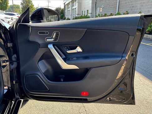 Certified 2023 Mercedes-Benz CLA 250 4MATIC image 19