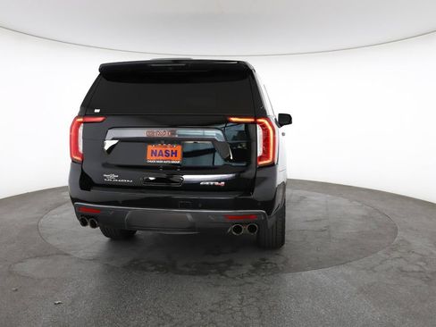 Used 2023 GMC Yukon XL AT4 w/ AT4 Premium Package AWD/4WD image 11