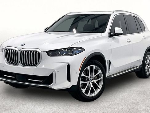 Used 2024 BMW X5 xDrive40i AWD/4WD image 11