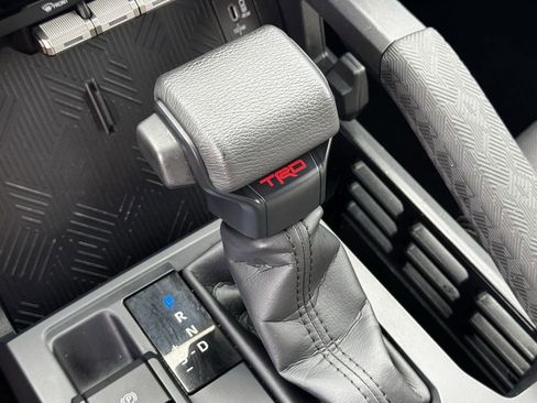Used 2025 Toyota Tacoma TRD Sport AWD/4WD image 20