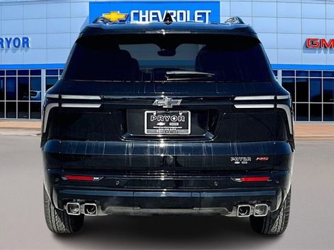 Used 2025 Chevrolet Traverse RS w/ LPO, Floor Liner Package image 6