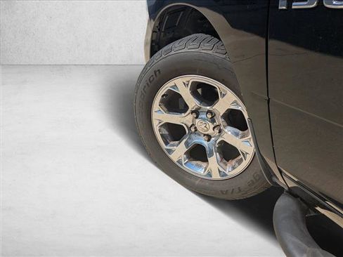 Used 2014 RAM 1500 Express image 10
