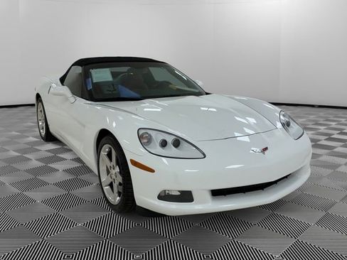 Used 2006 Chevrolet Corvette Convertible w/ Preferred Equipment Group RWD image 7