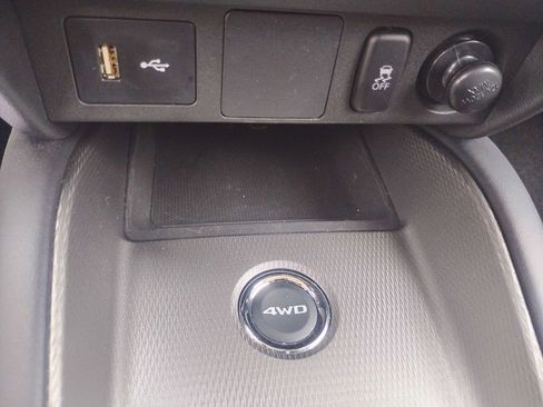 Used 2023 Mitsubishi Outlander Sport SE AWD/4WD image 39