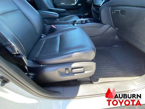 Used 2020 Honda Ridgeline RTL-E image 18