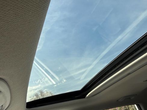 Used 2019 Kia Niro EX w/ Option Group 040 image 15