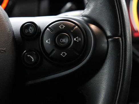 Used 2021 MINI Cooper 2-Door Hardtop w/ Storage Package image 14